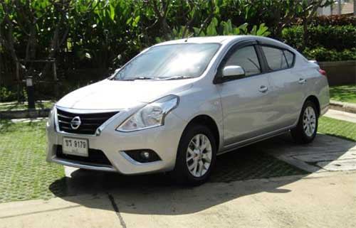 Side view of nissan Almera