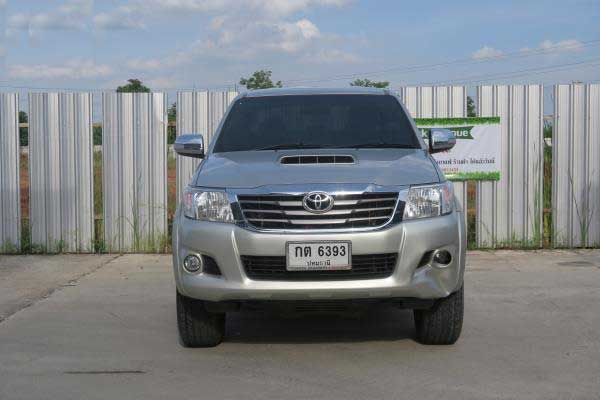 Nissan Almera, Front view